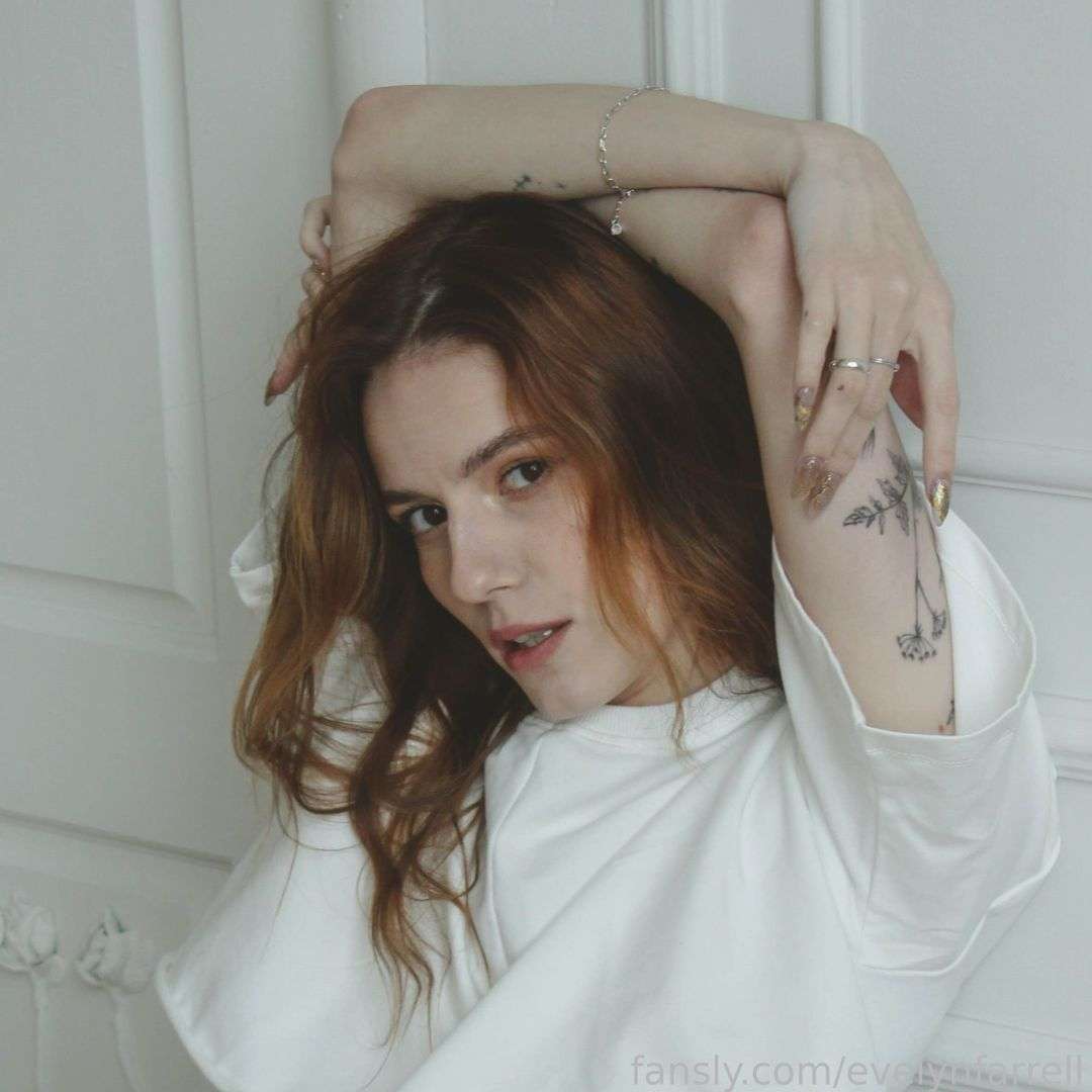 fansly Evelyn Farrell profile photo  
