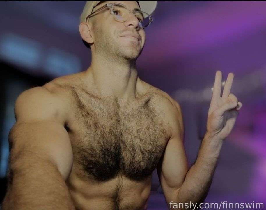 fansly finnswim profile photo  