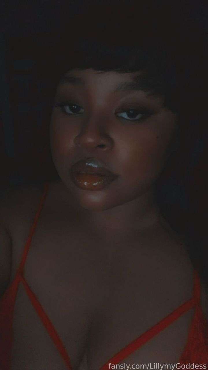 fansly LillymyGoddess profile photo  