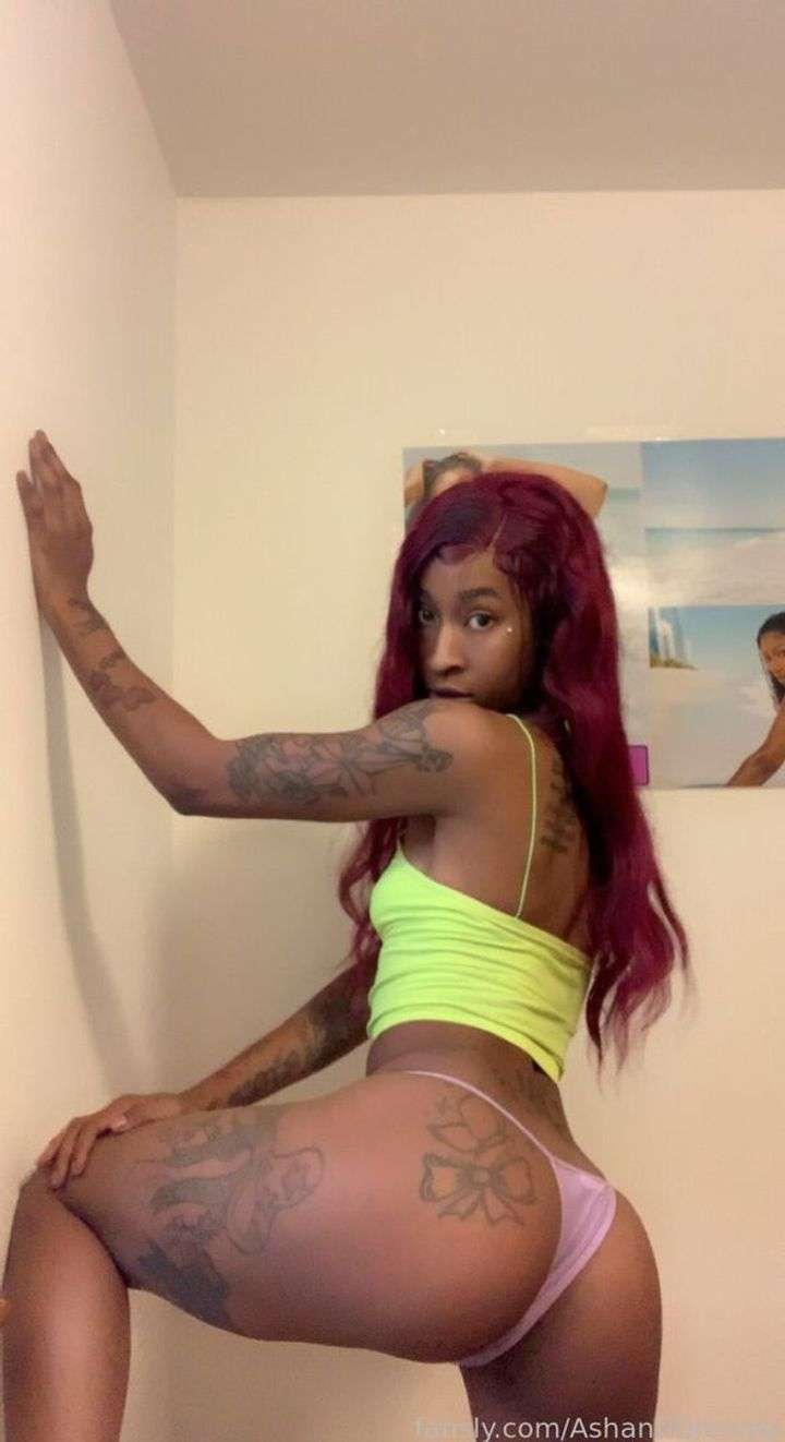 fansly AshantiDreamz profile photo  