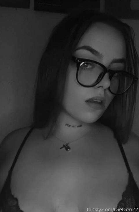 fansly DieDori22 profile photo  
