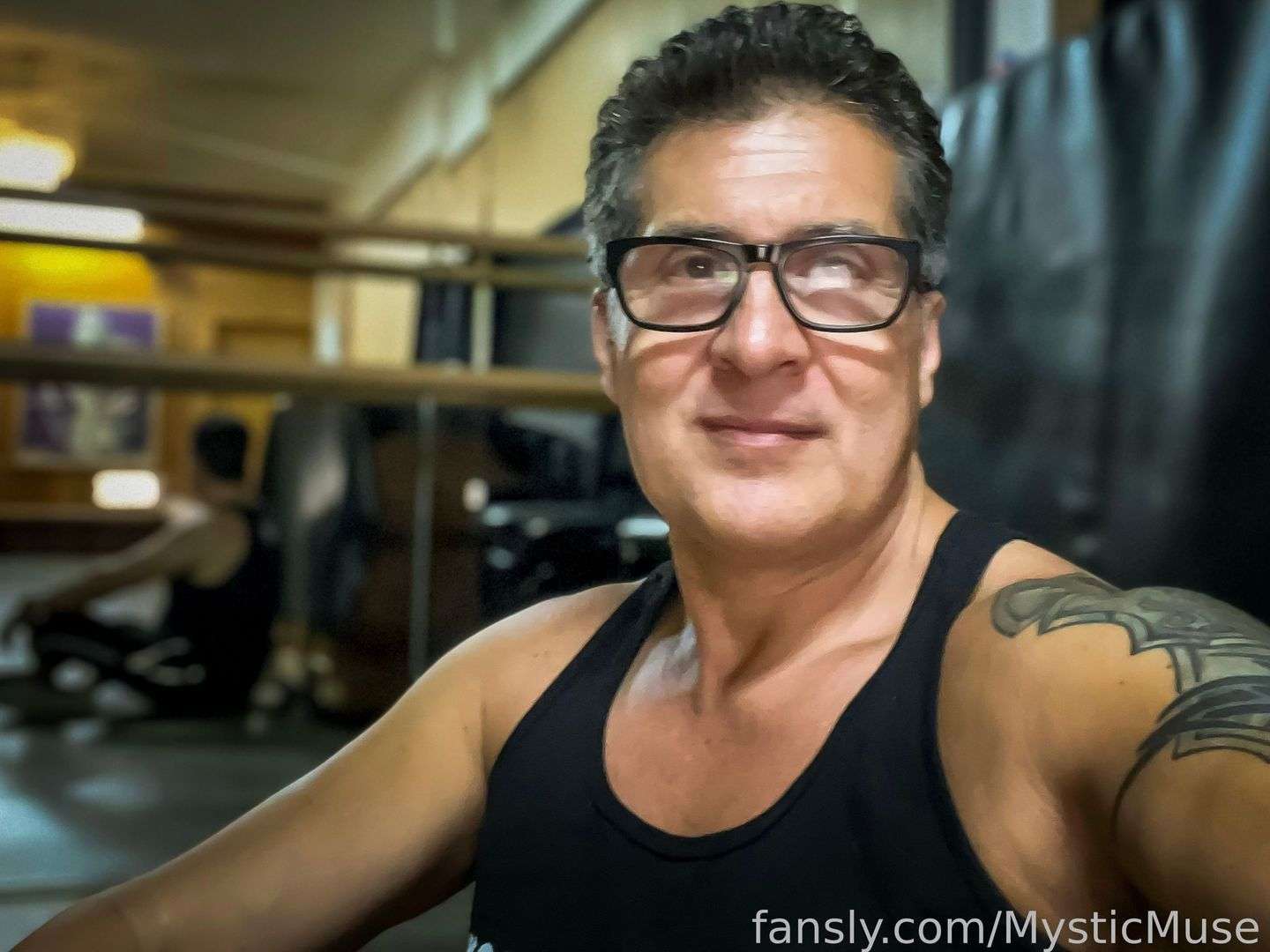 fansly MysticMuse profile photo  