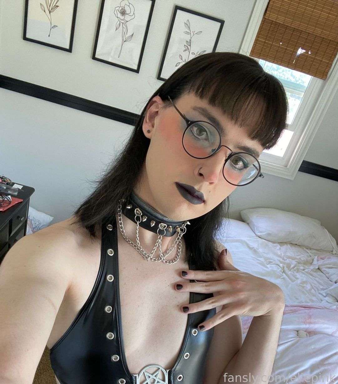 fansly Elie Pink profile photo  