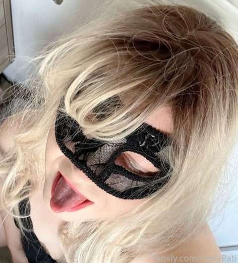 fansly kinkyPati profile photo  