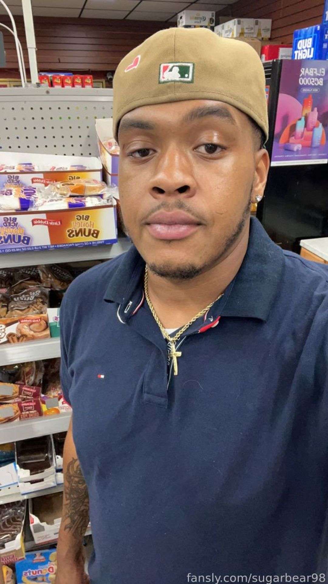 fansly sugarbear98 profile photo  