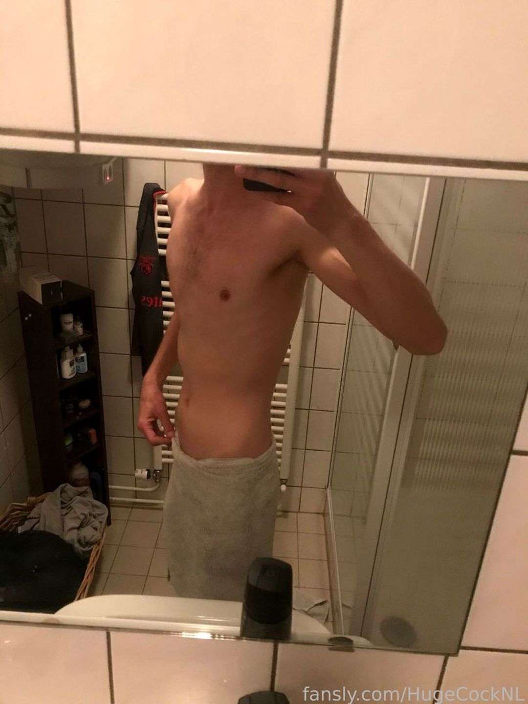 fansly HugeCockNL profile photo  