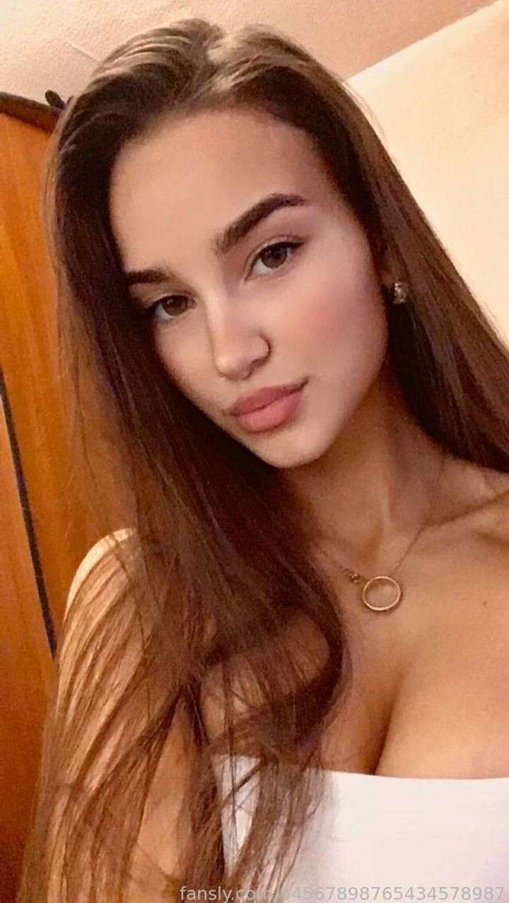 fansly Viktoriya profile photo  