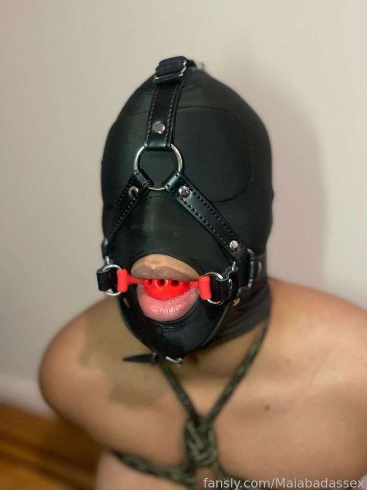 fansly Maiabadassex profile photo  