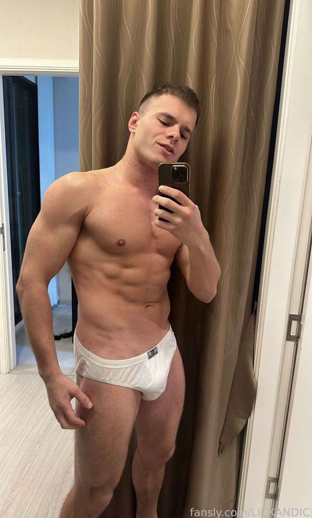 fansly LICKANDIC profile photo  