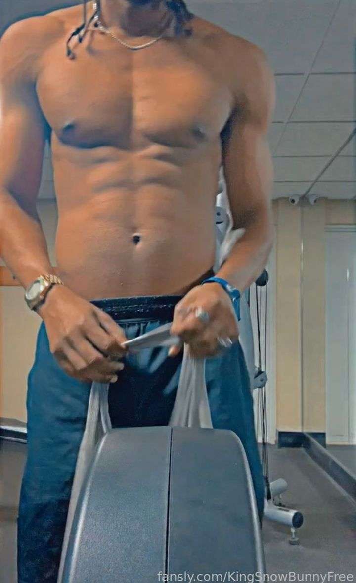 fansly KingSnowBunnyFree profile photo  