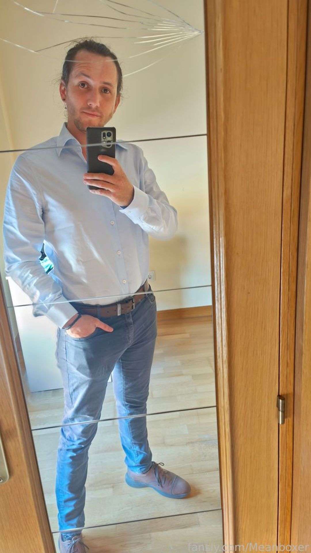 fansly MeanBoxer profile photo  