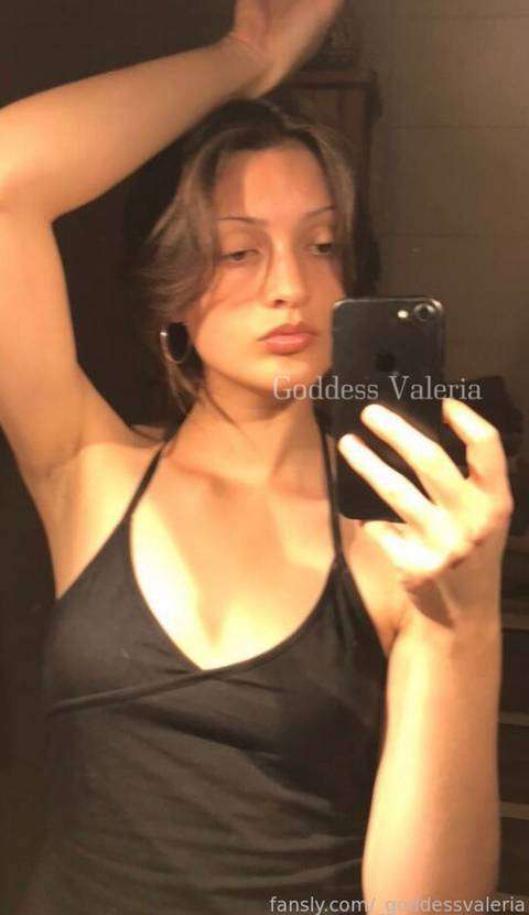 fansly _goddessvaleria profile photo  