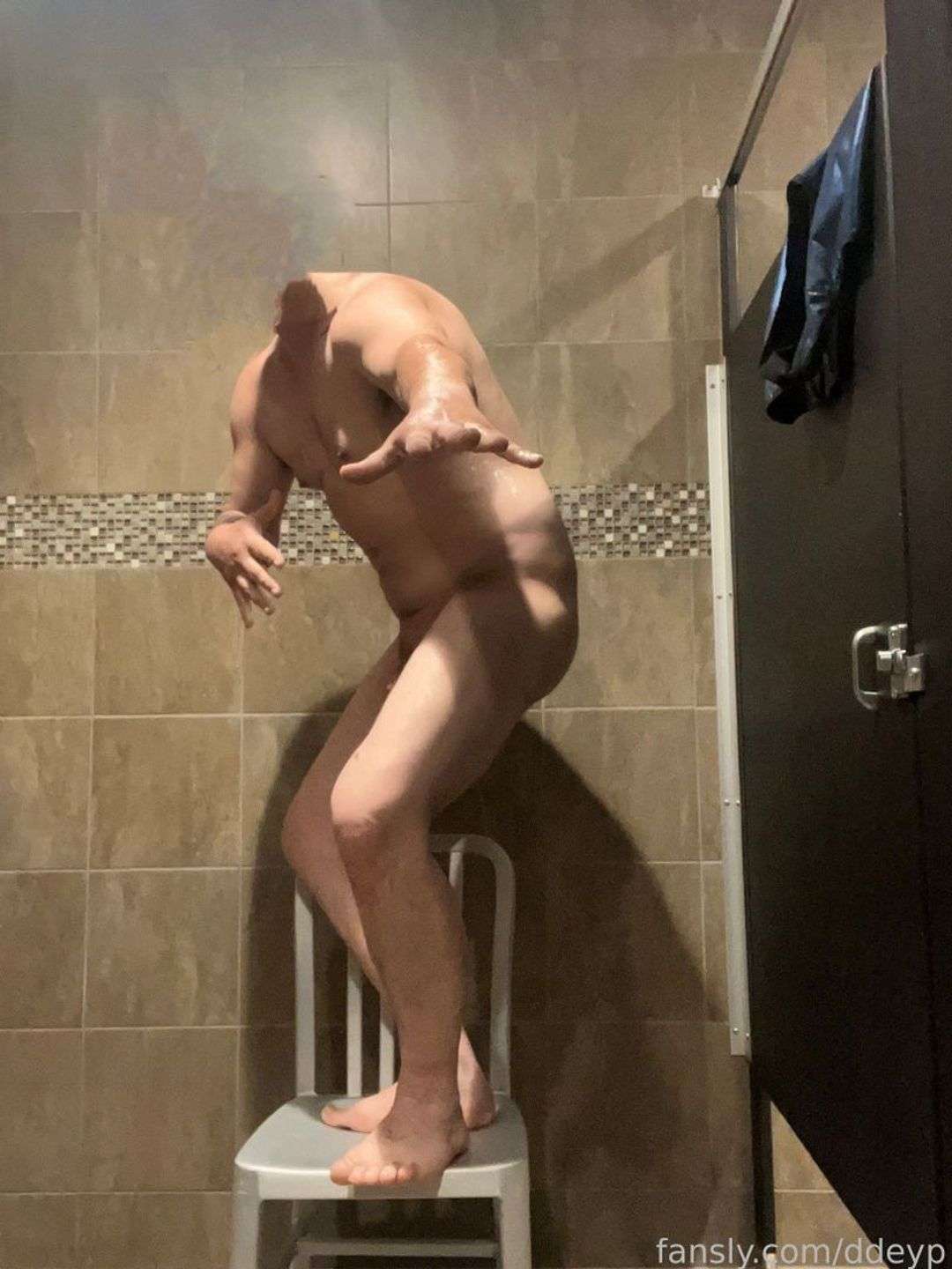 fansly ddeyp profile photo  