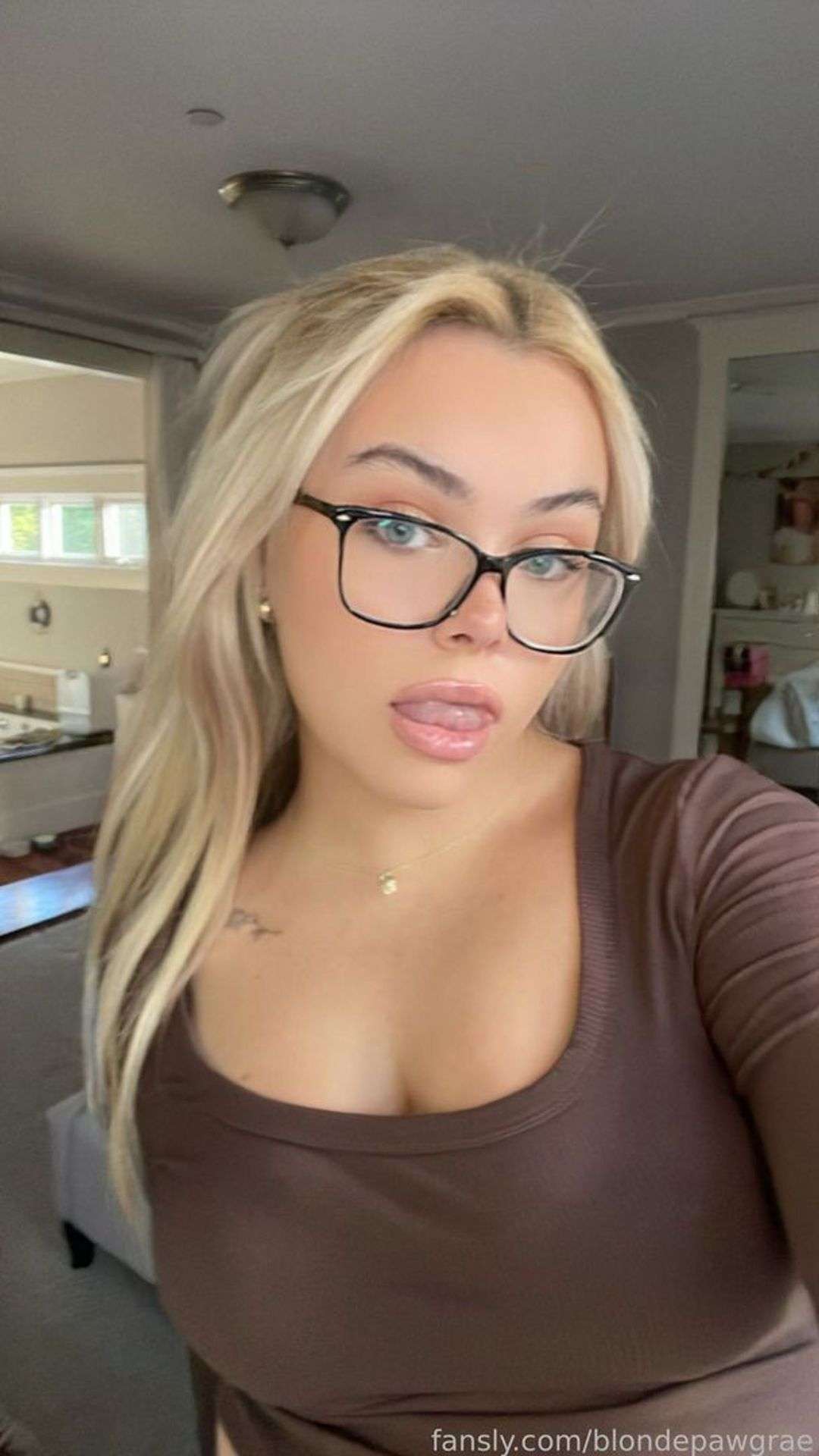 fansly rae🪽 profile photo  
