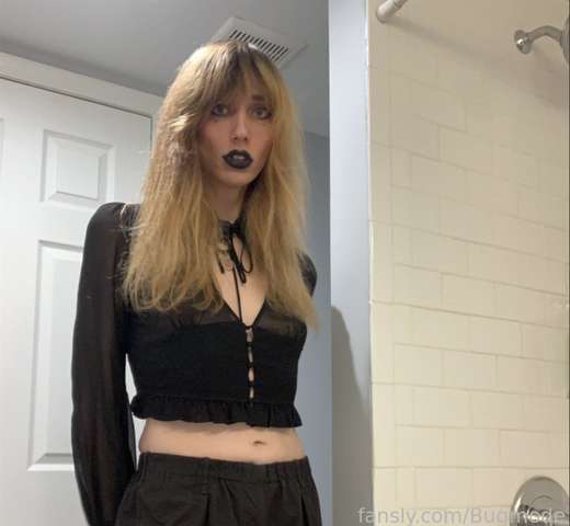 fansly Bugmode profile photo  