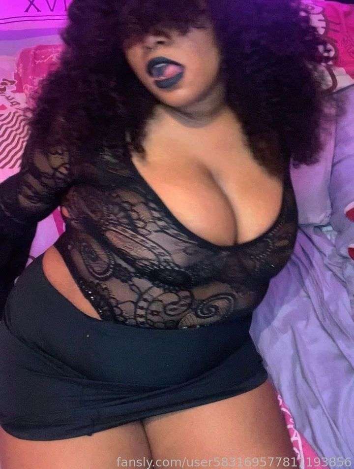 fansly Roxx(ie) profile photo  