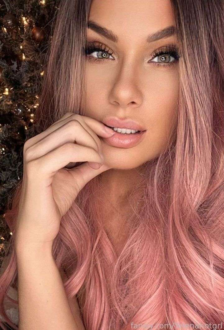 fansly Yelena profile photo  