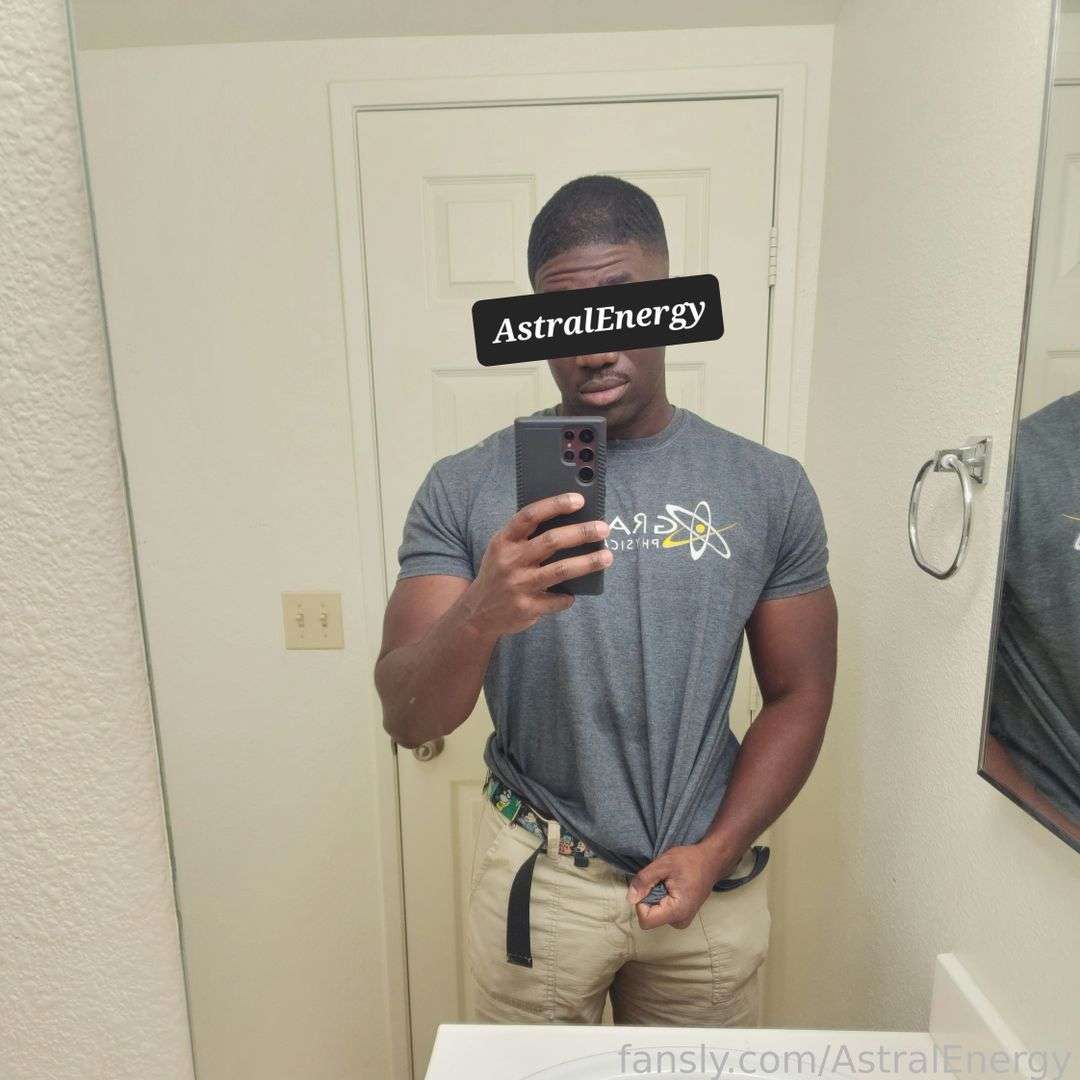 fansly AstralEnergy profile photo  