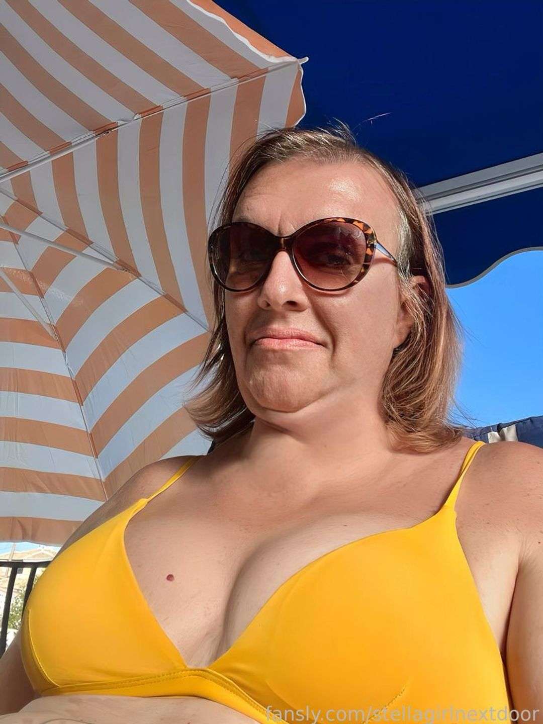 fansly Stella GirlnextDoor profile photo  