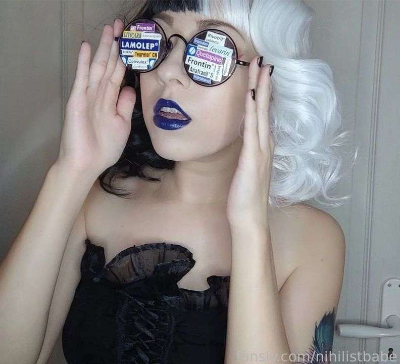 fansly nihilistbabe profile photo  