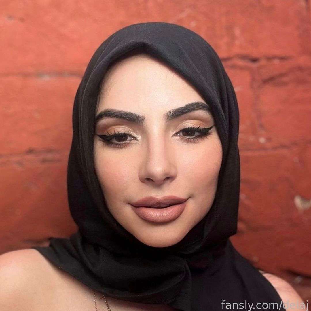 fansly delaj profile photo  