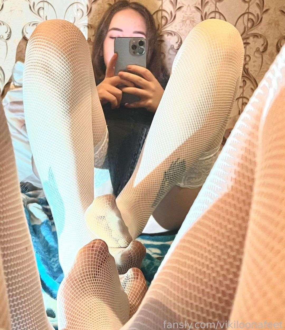 fansly VIKI LOON profile photo  