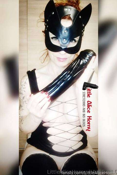 fansly LittleAliceHorny  profile photo  