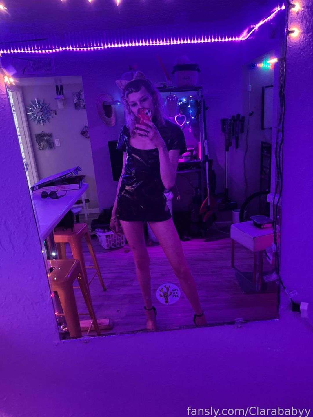 fansly Clarababyy profile photo  