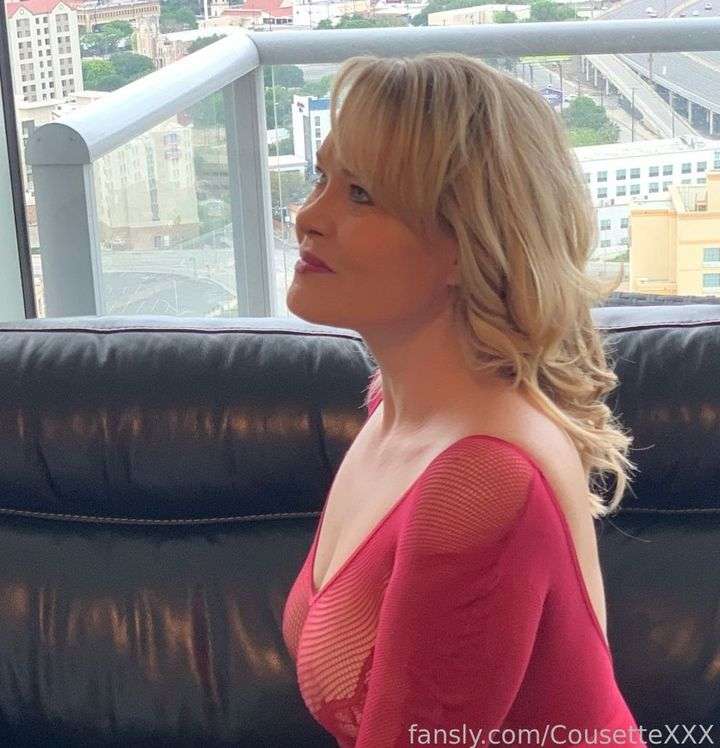 fansly Cousette profile photo  