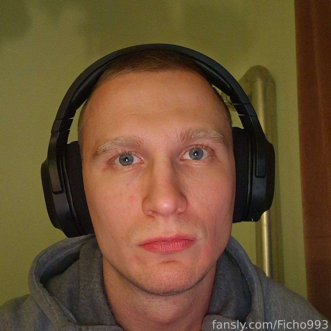 fansly Ficho993 profile photo  