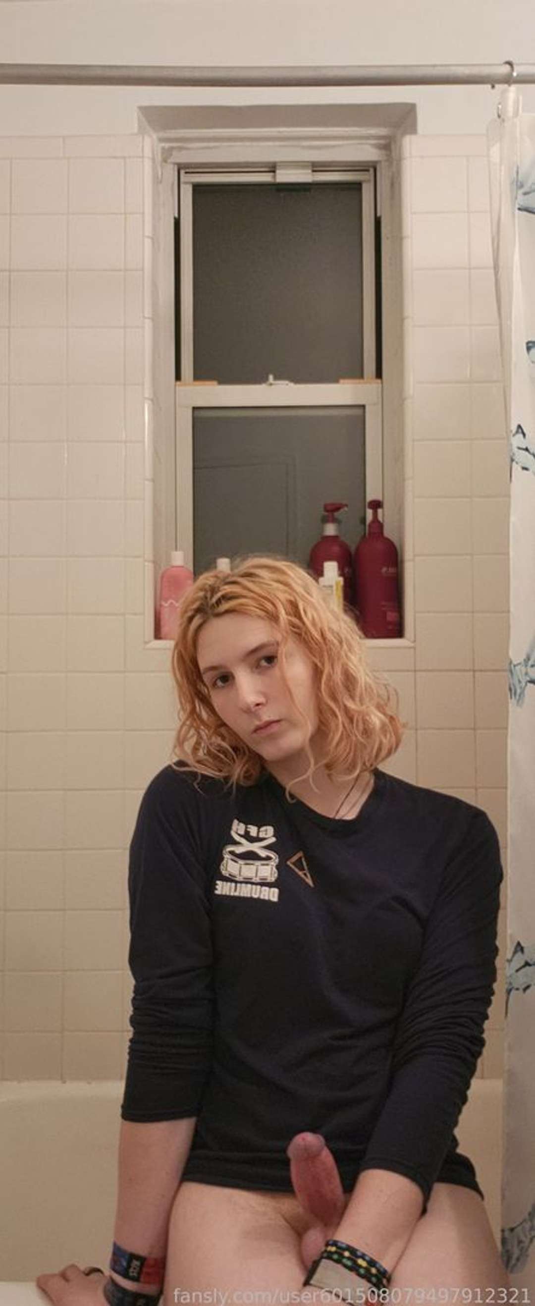 fansly LucyFromReddit profile photo  