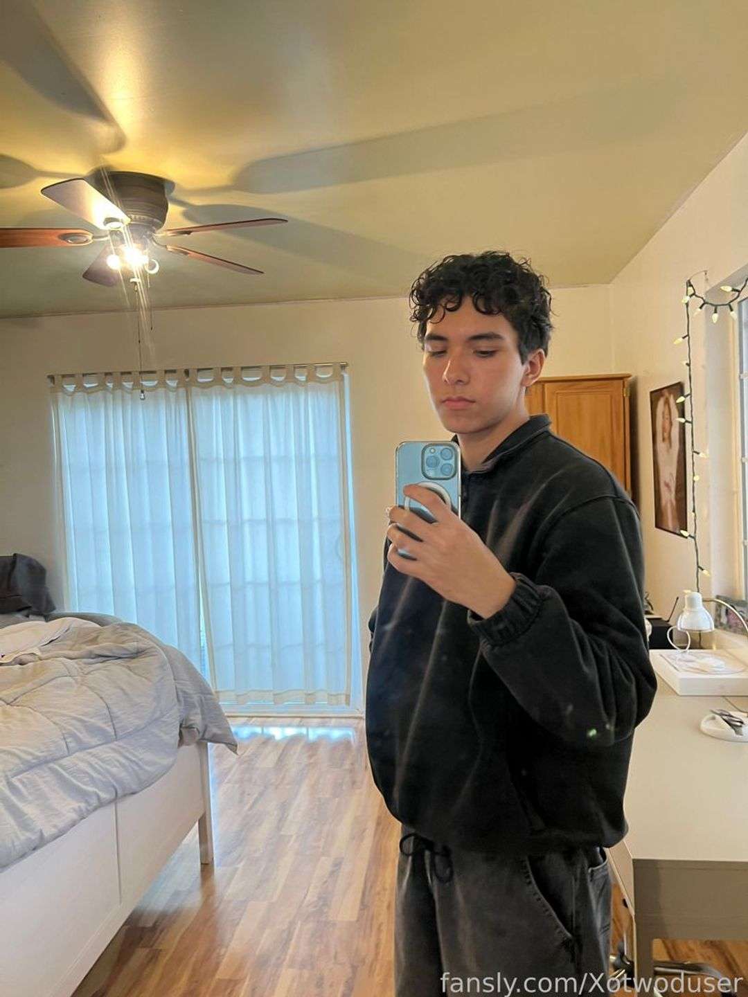 fansly Xotwoduser profile photo  