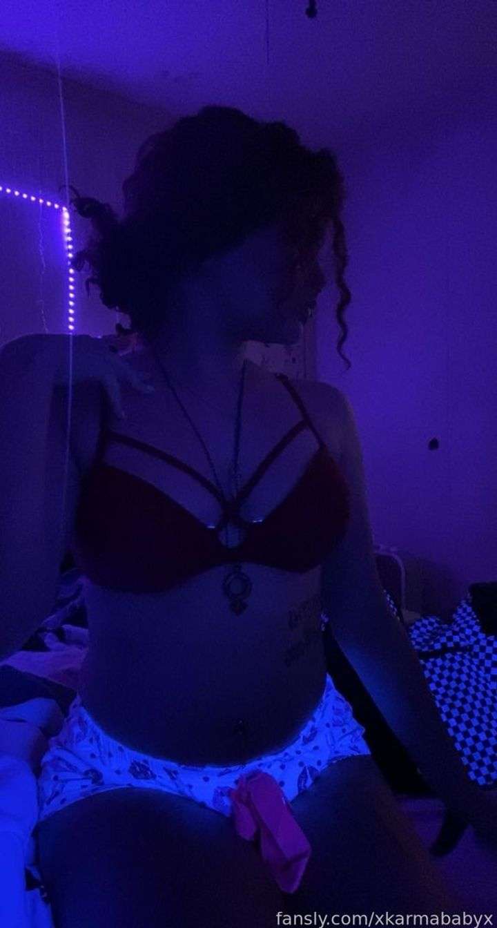 fansly Karma baby  profile photo  