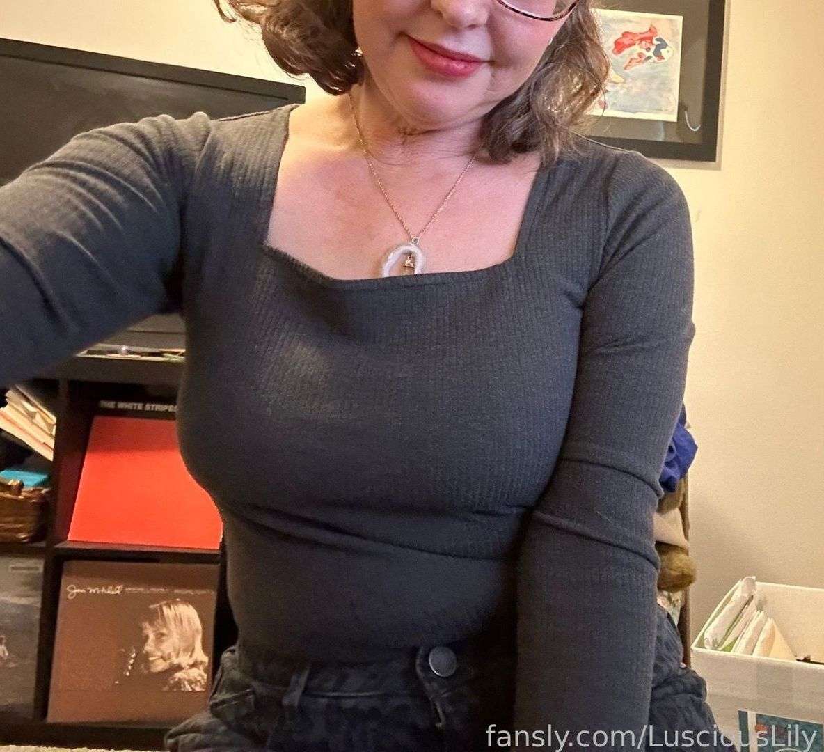 fansly LusciousLily profile photo  
