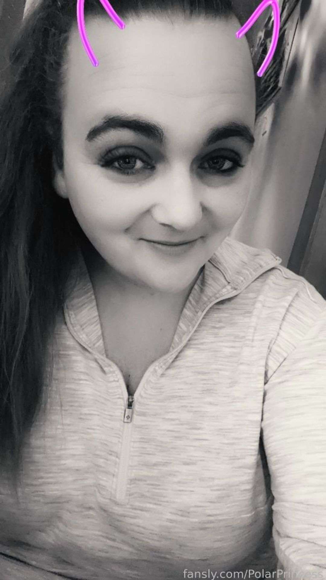 fansly PolarPrincess profile photo  