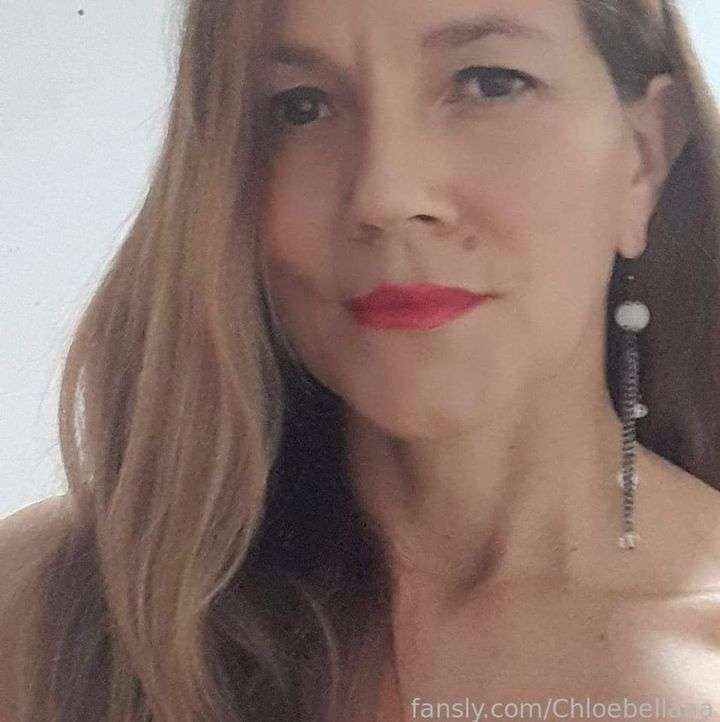 fansly Chloebellaaa profile photo  