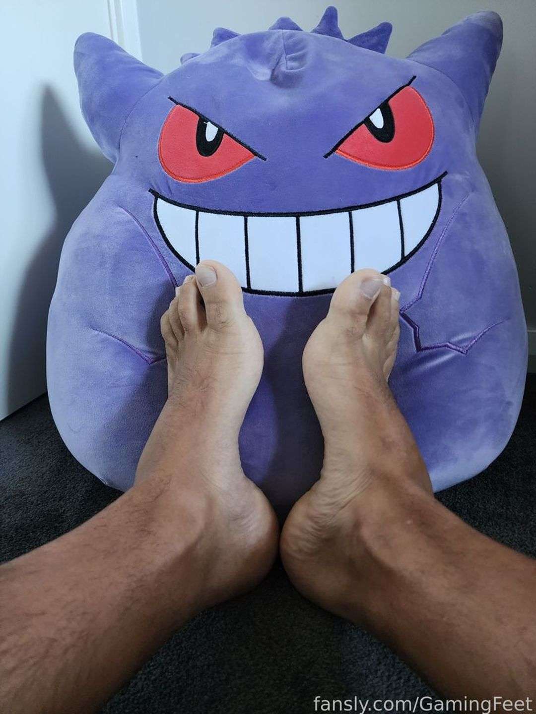 fansly Nerdy Gamer Feet profile photo  