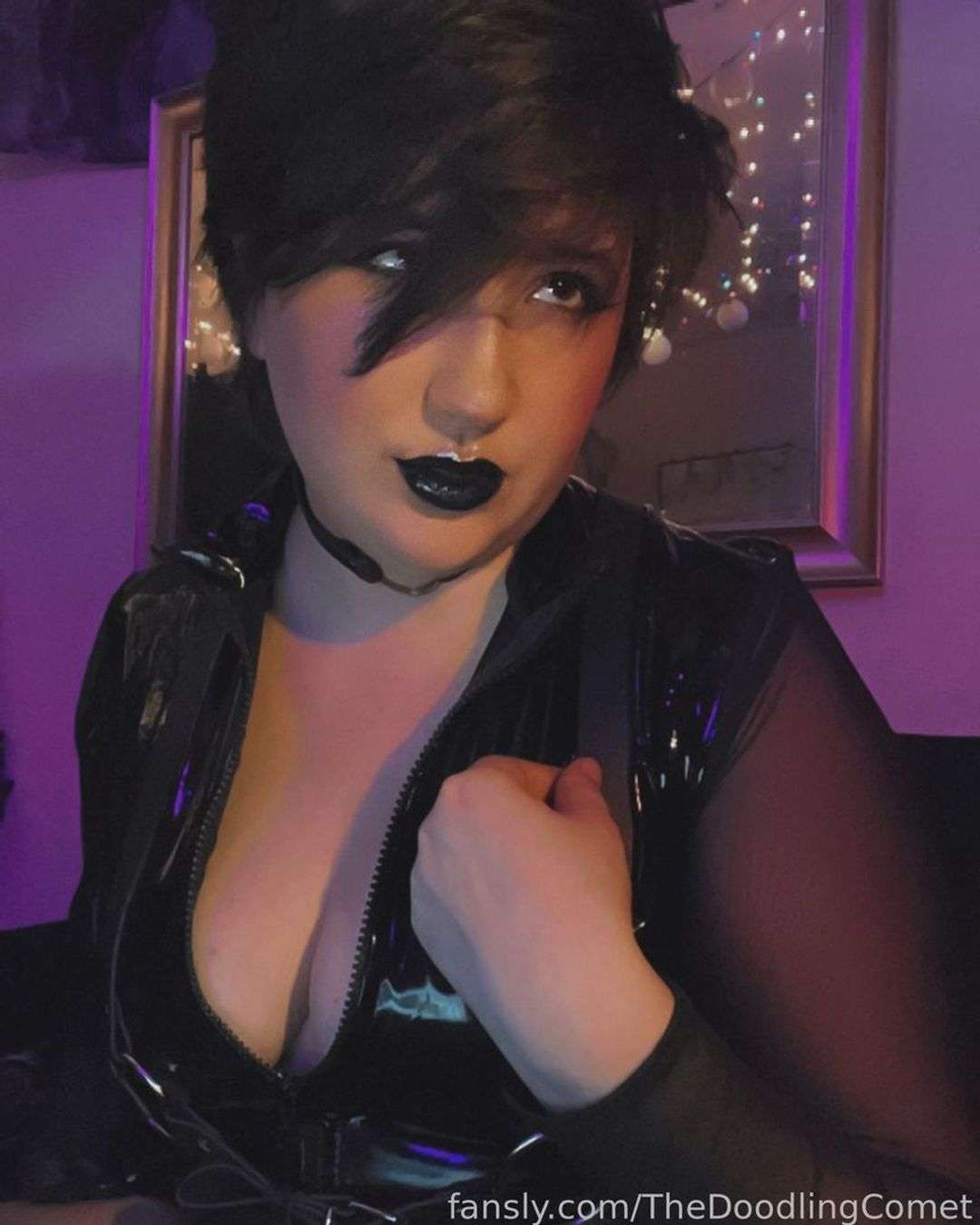 fansly TheDoodlingComet profile photo  