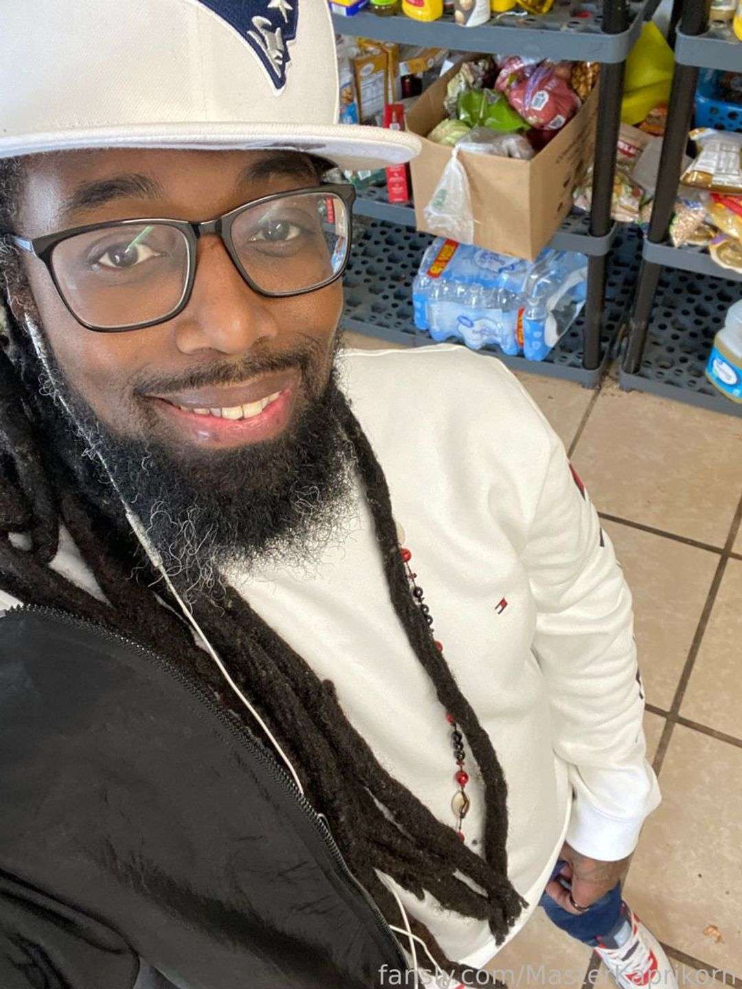 fansly MasterKaprikorn profile photo  