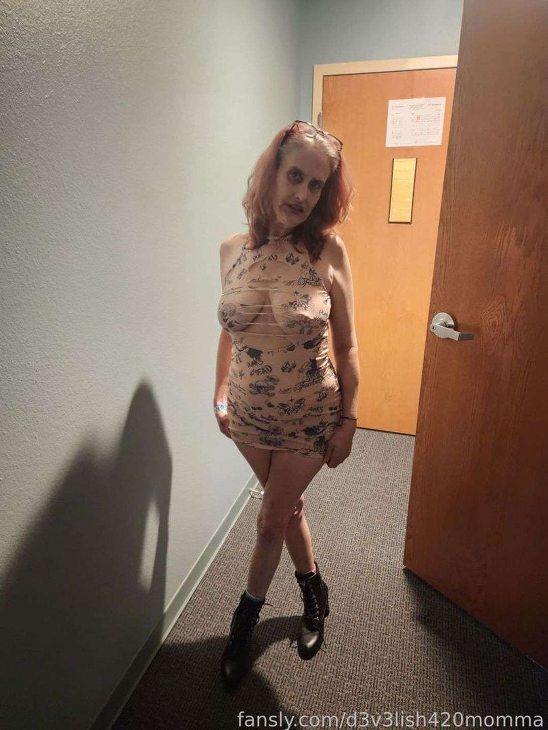 fansly d3v3lish420momma profile photo  