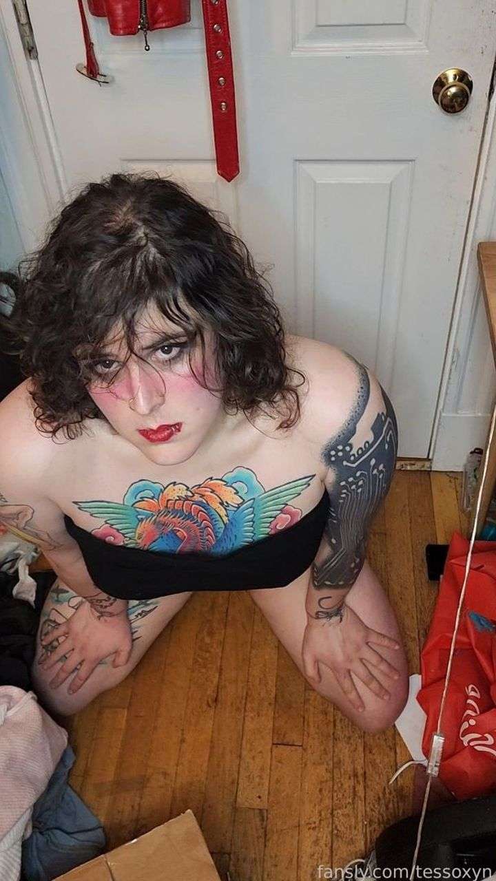 fansly tessoxyn profile photo  
