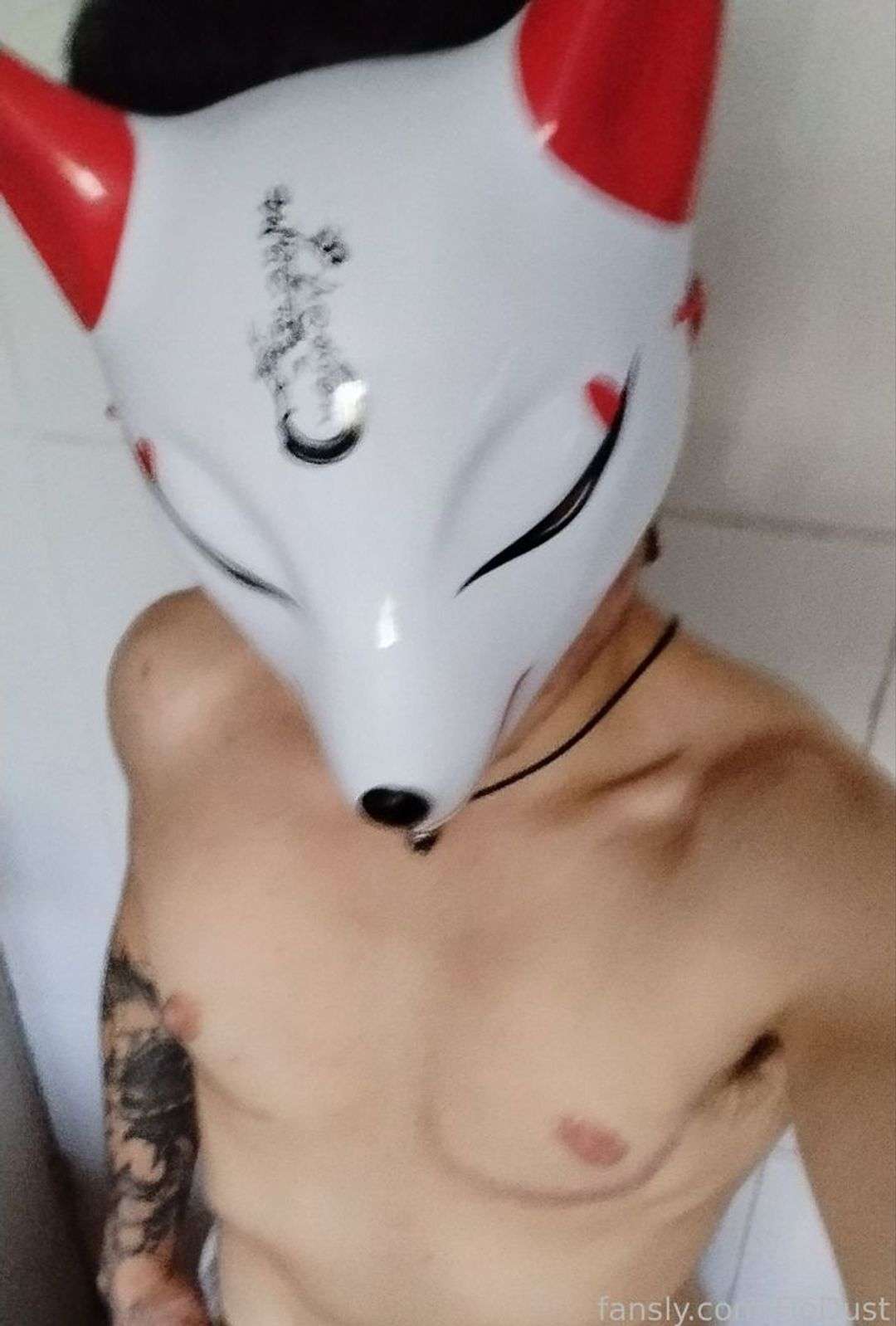 fansly FioDust profile photo  