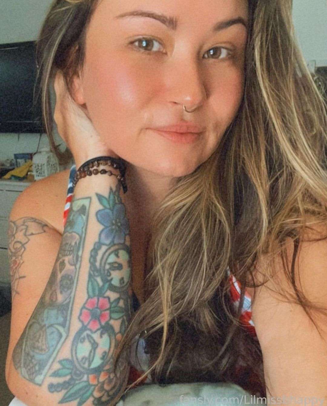 fansly Lilmissbhappy profile photo  