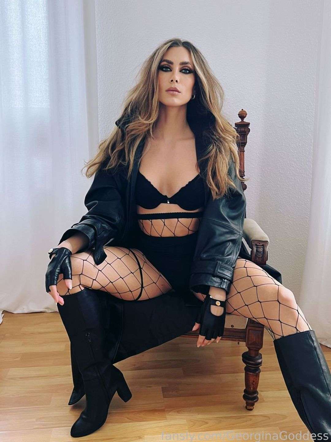 fansly GeorginaGoddess profile photo  