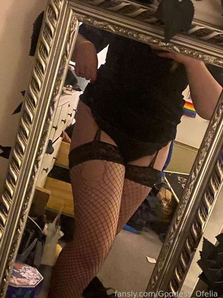 fansly Goddess_Ofelia_ profile photo  