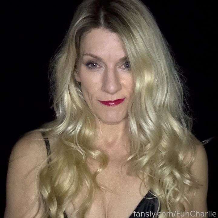 fansly FunCharlie profile photo  