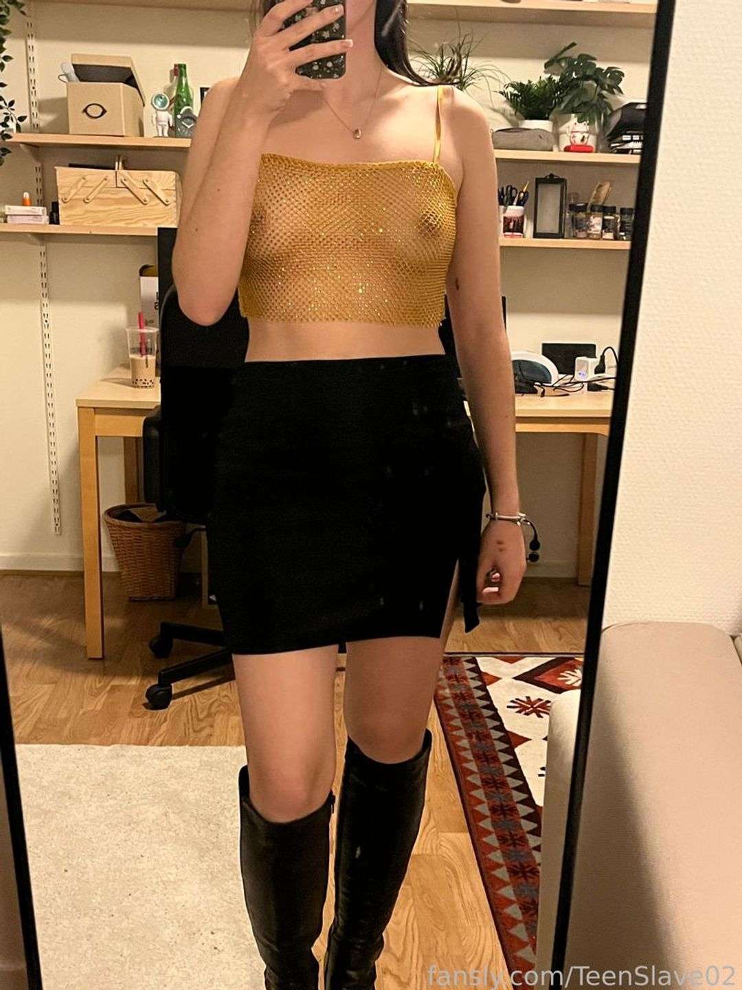 fansly Teenslave02 profile photo  