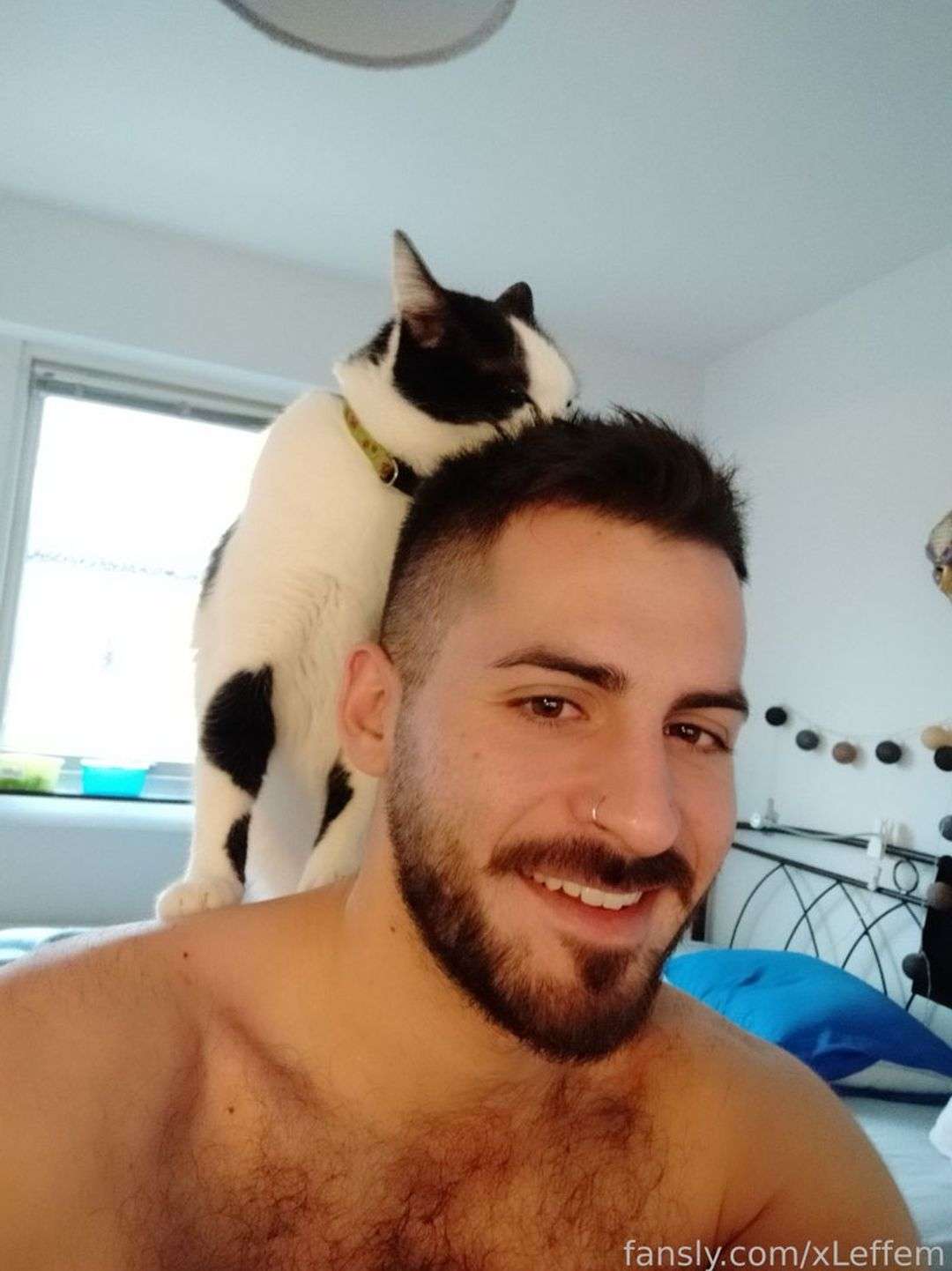 fansly xLeffem profile photo  