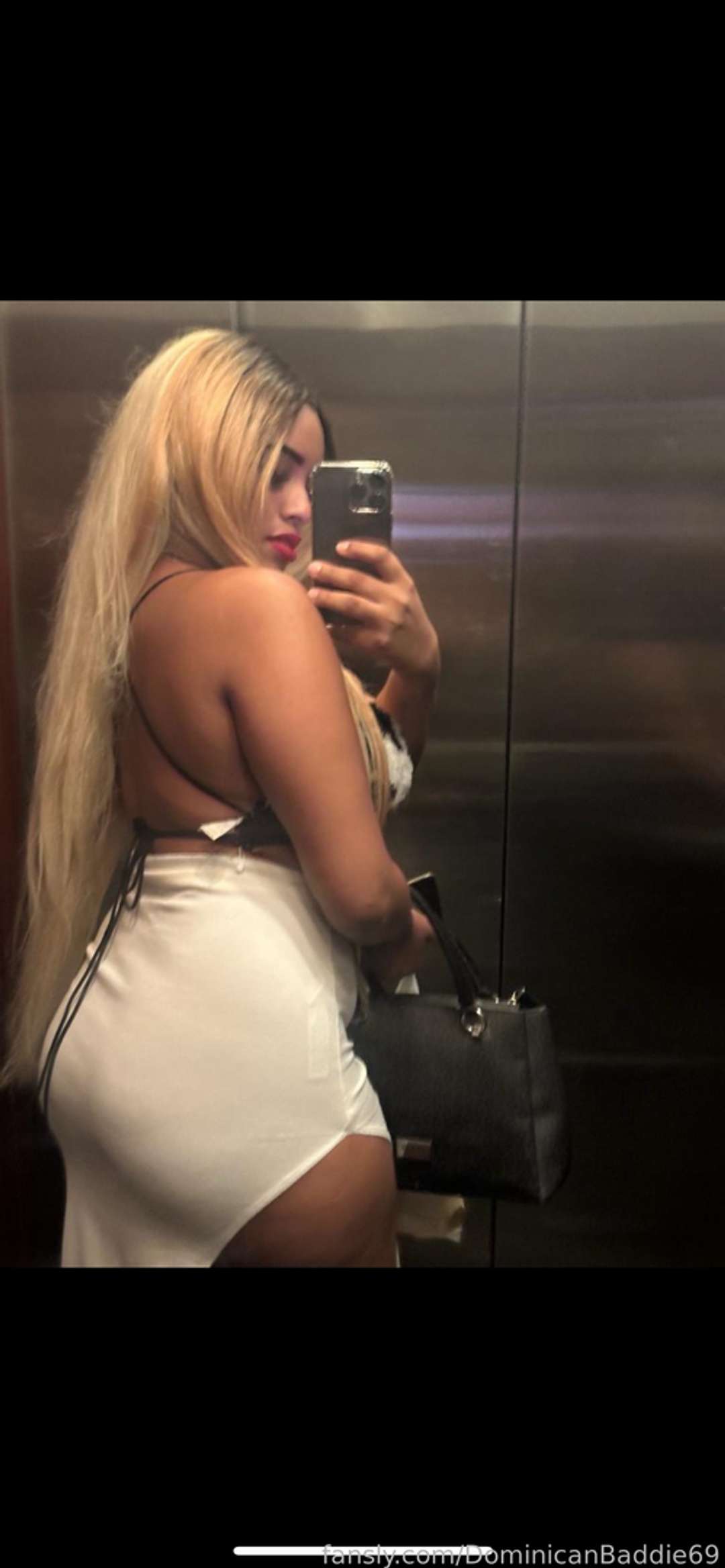 fansly DominicanBaddie69 profile photo  