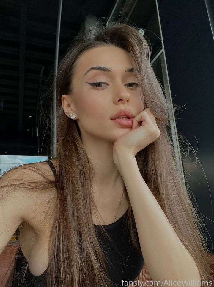 fansly AliceWilliams profile photo  